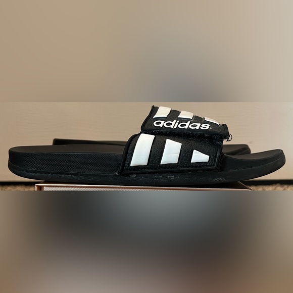 Adidas Adjustable Strap Slides - Picture 5 of 8